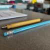 cadeau-scolaire-personnalise-crayons-et-stylos-t3-signature